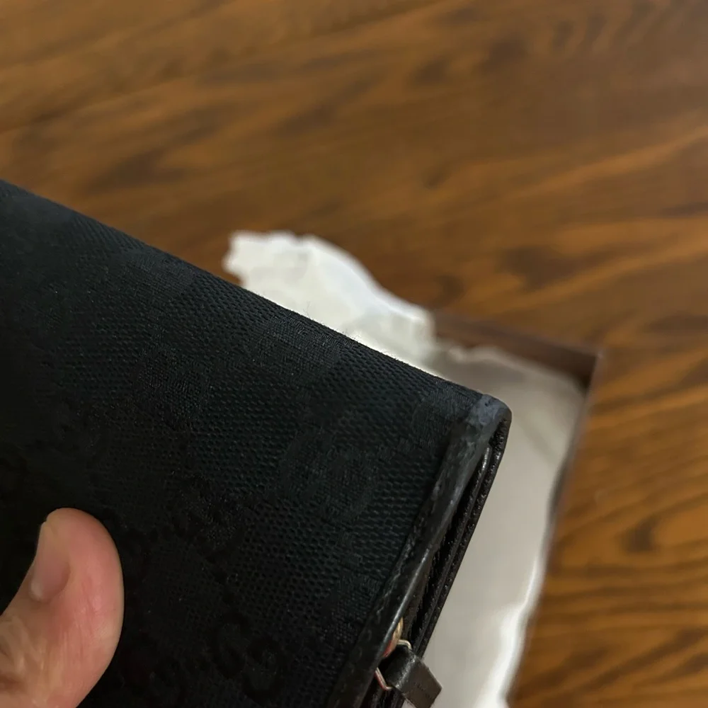 Authentic Gucci Black GG Canvas Wallet with Gold D-Ring - Picture 13 of 15